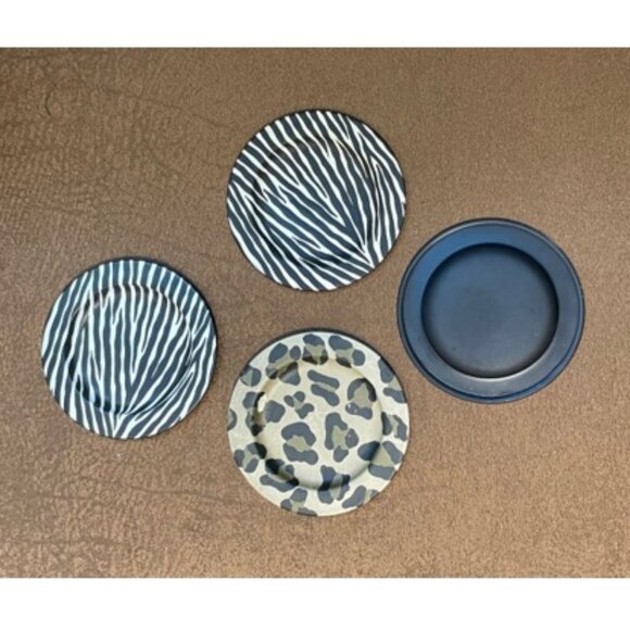 Coasters - Set of 4 African Wildlife Pattern Painted Metal Coasters - Picture 2 of 3